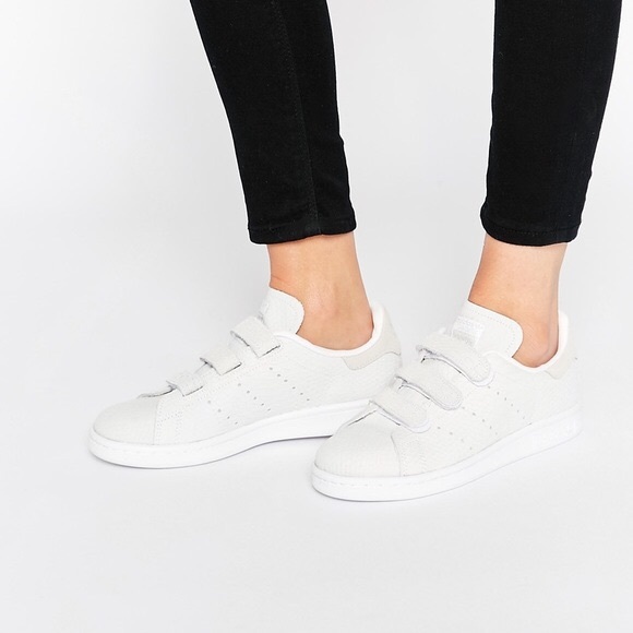 adidas velcro stan smith